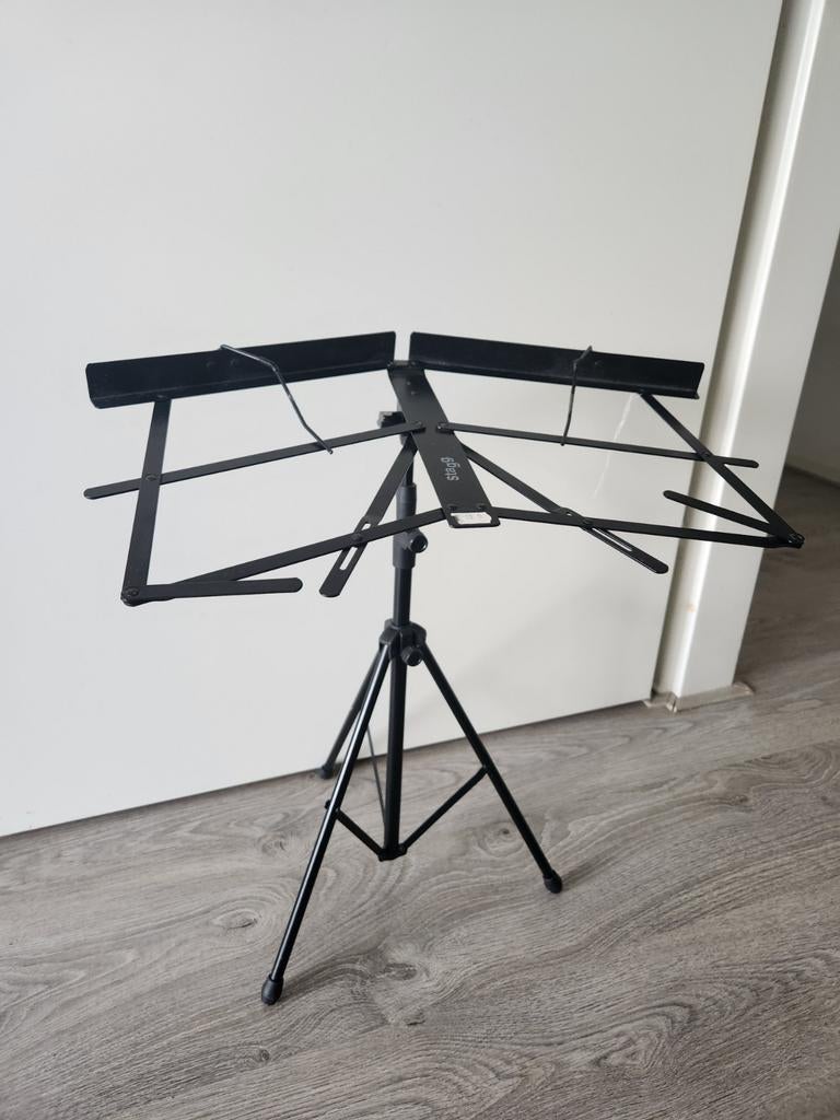 Stagg muziekstandaard - opvouwbaar en draagbaar, Ophalen, Gebruikt, Muziekstandaard, Overige instrumenten
