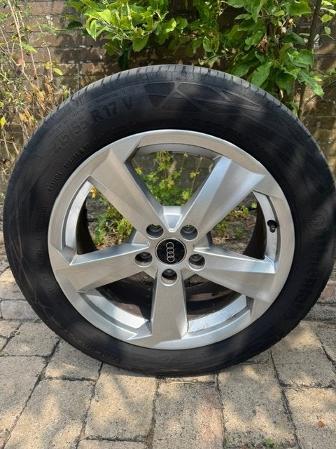 Lichtmetalen Audi Q2 velgen+continental Ecocontact banden +, Ophalen, 17 inch, Band(en), Personenwagen