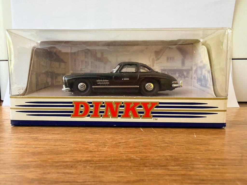 Dinky Matchbox 1955 Mercedes Benz 300SL Gullwing, Ophalen of Verzenden, Zo goed als nieuw, Auto, Dinky Toys
