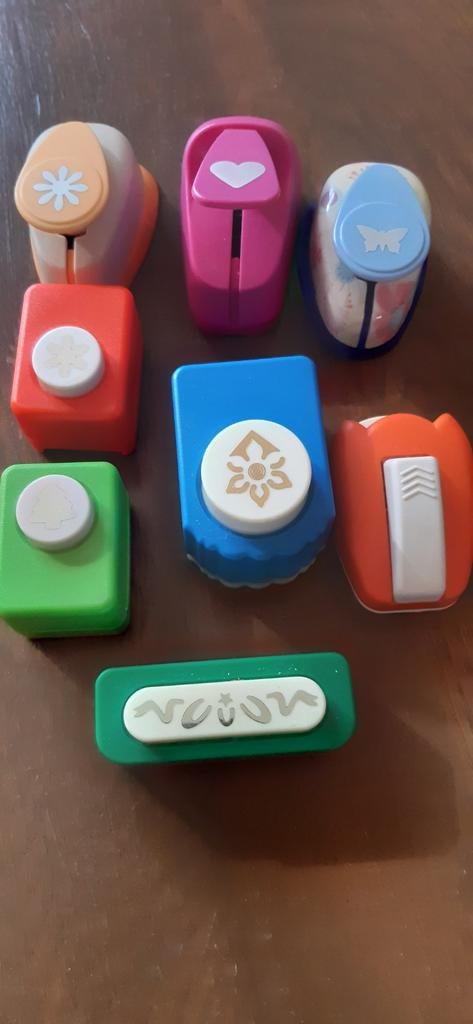 7 figuurponsen, Ophalen of Verzenden, Zo goed als nieuw