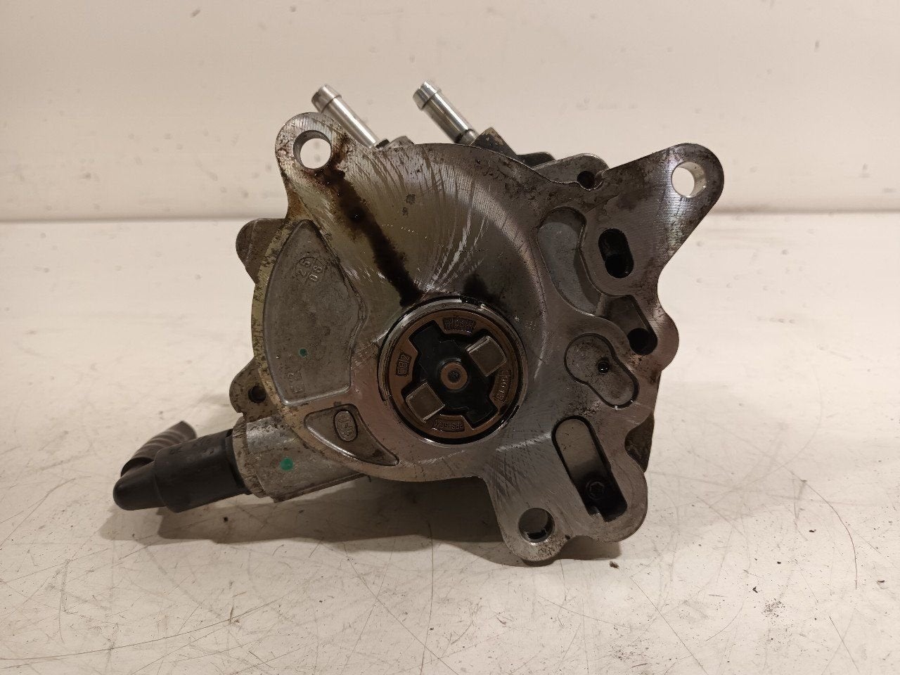 Vacuümpomp Volkswagen Golf, Onderdelen@venauto.nl, Van der Ven Autorecycling B.V., Gebruikt, Seat