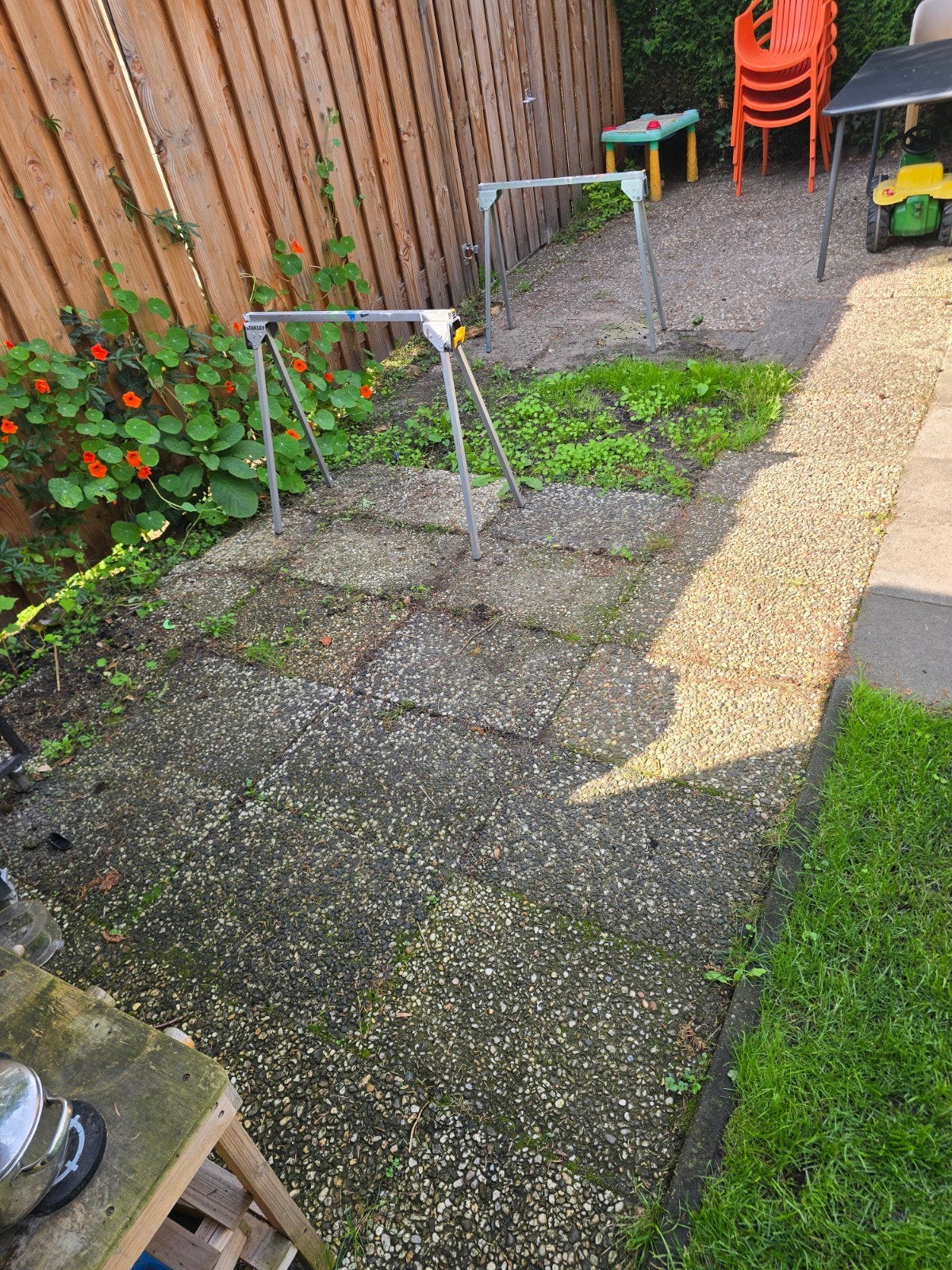 Gratis grindtegels, ca. 14m2, Tuin en Terras, Ophalen, Gebruikt, 10 m² of meer, Grind