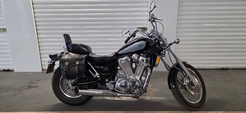 Suzuki Intruder VS 1400 GLP, Motoren, Motoren | Suzuki, Cardan-aandrijving, 2 cilinders, Bedrijf, 1400 cc