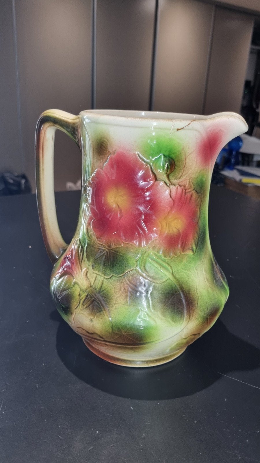 Majolica kan met bloemmotief, Ophalen of Verzenden