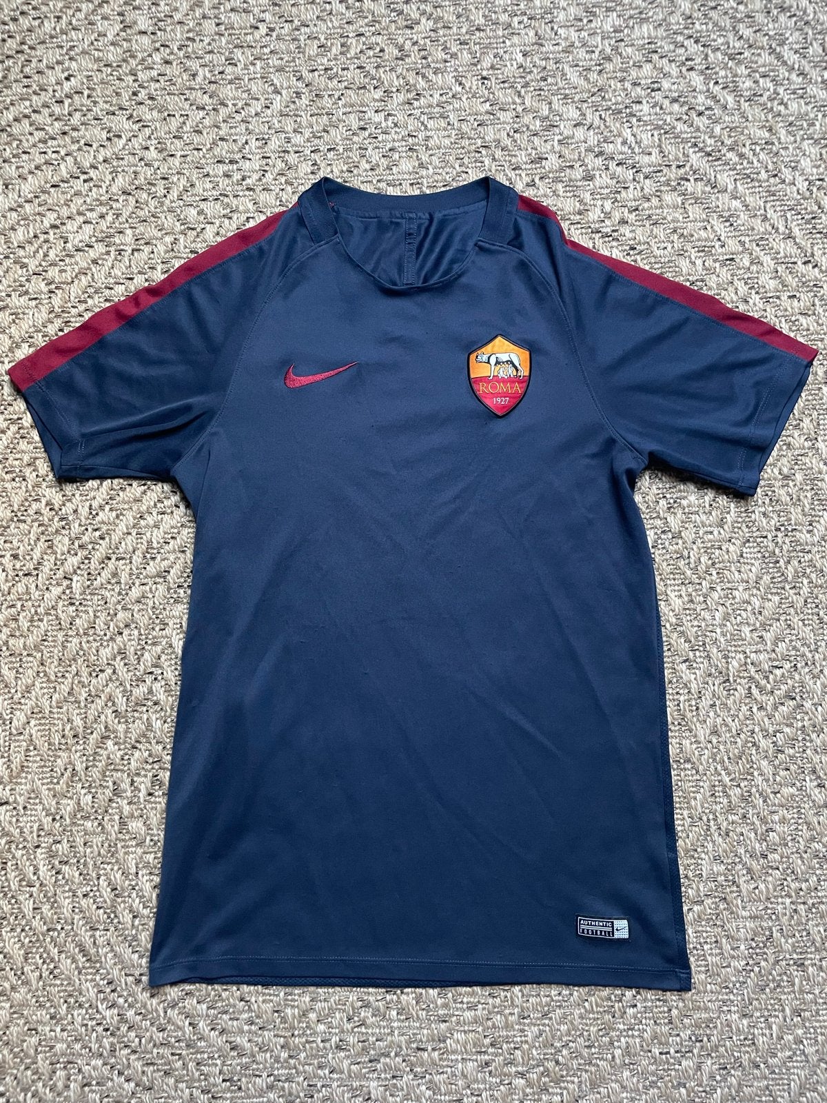AS Roma Nike Training Voetbalshirt 2016/2017 Maat M, Zo goed als nieuw, Voetbal, Verzenden, Maat 48/50 (M)