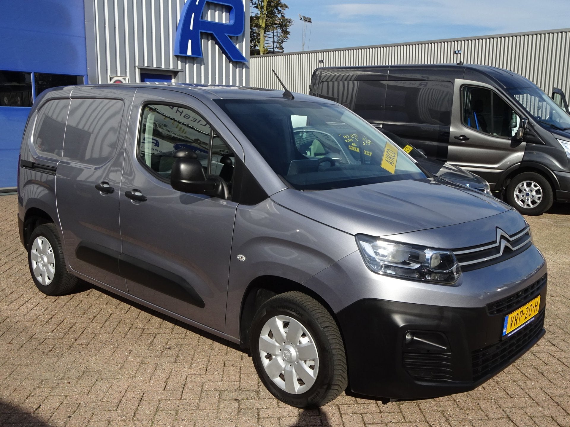 Citroen Berlingo 1.5 BlueHDI Club AIRCO NAVI CRUISE CONTROL, Voorwielaandrijving, Dealer onderhouden, Gebruikt, 4 cilinders