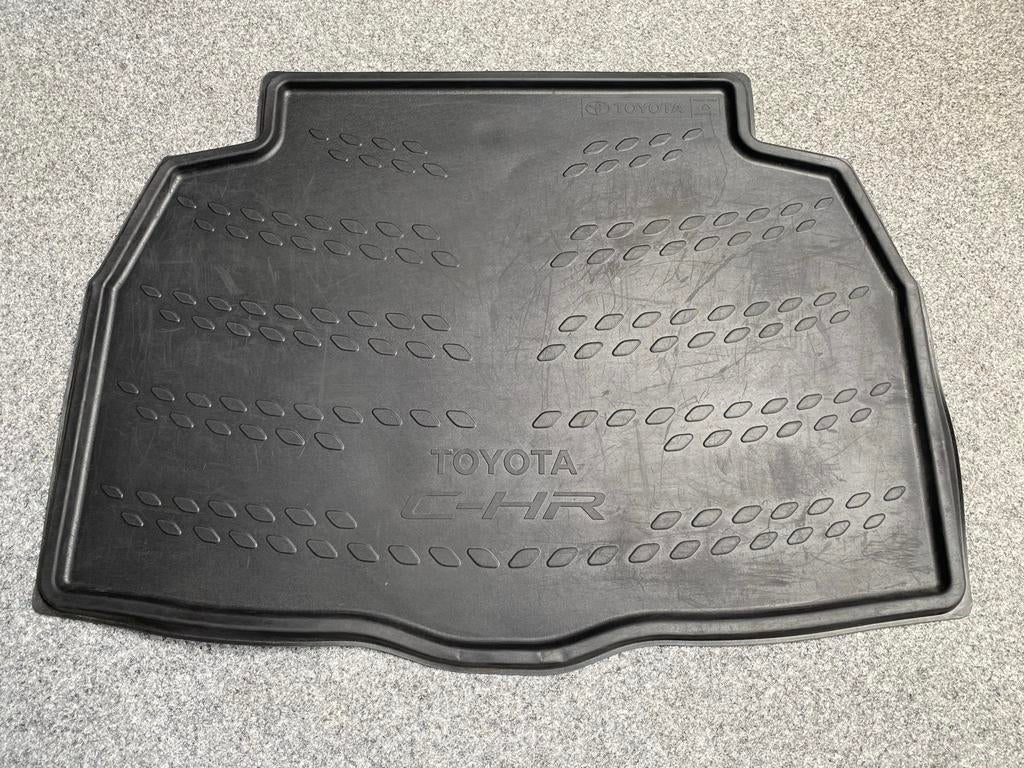 Originele Toyota C-HR Kofferbakmat, Ophalen, Gebruikt