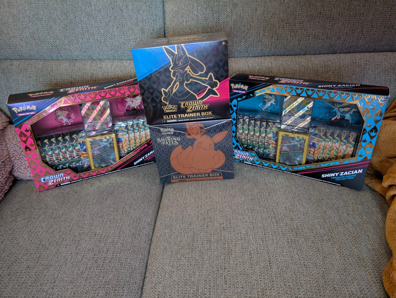 Sealed Crown Zenith en Shining Fates, Ophalen, Nieuw, Booster, Foil
