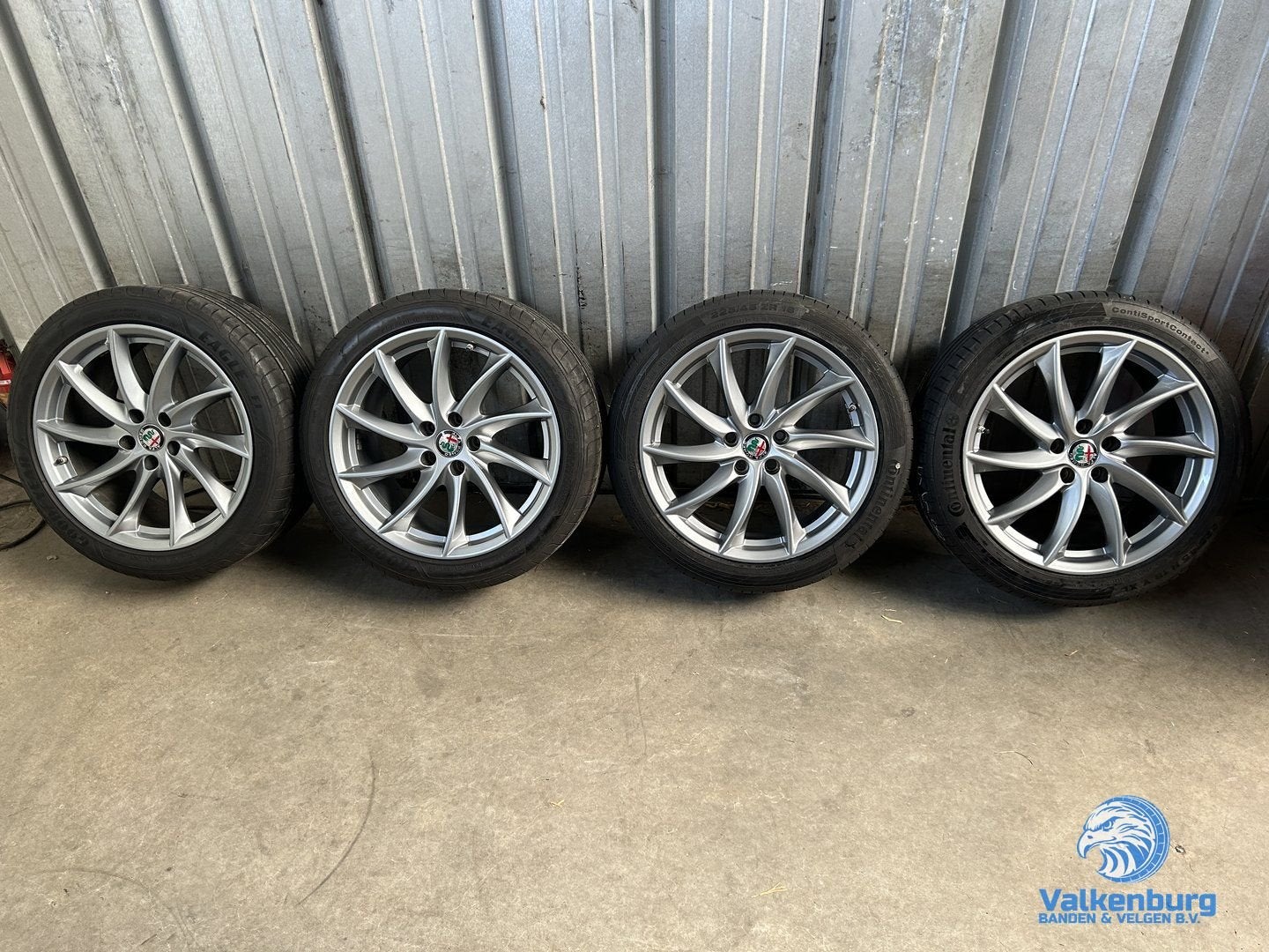 7mm! Originele Alfa Romeo Giulia QV 18 inch antraciete velge, 18 inch, Gebruikt, -, -