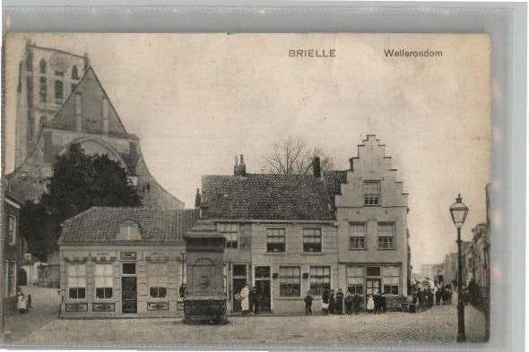 Brielle Wellerondom stadspomp en volk st 1909, Verzenden, Voor 1920, Gelopen, Zuid-Holland