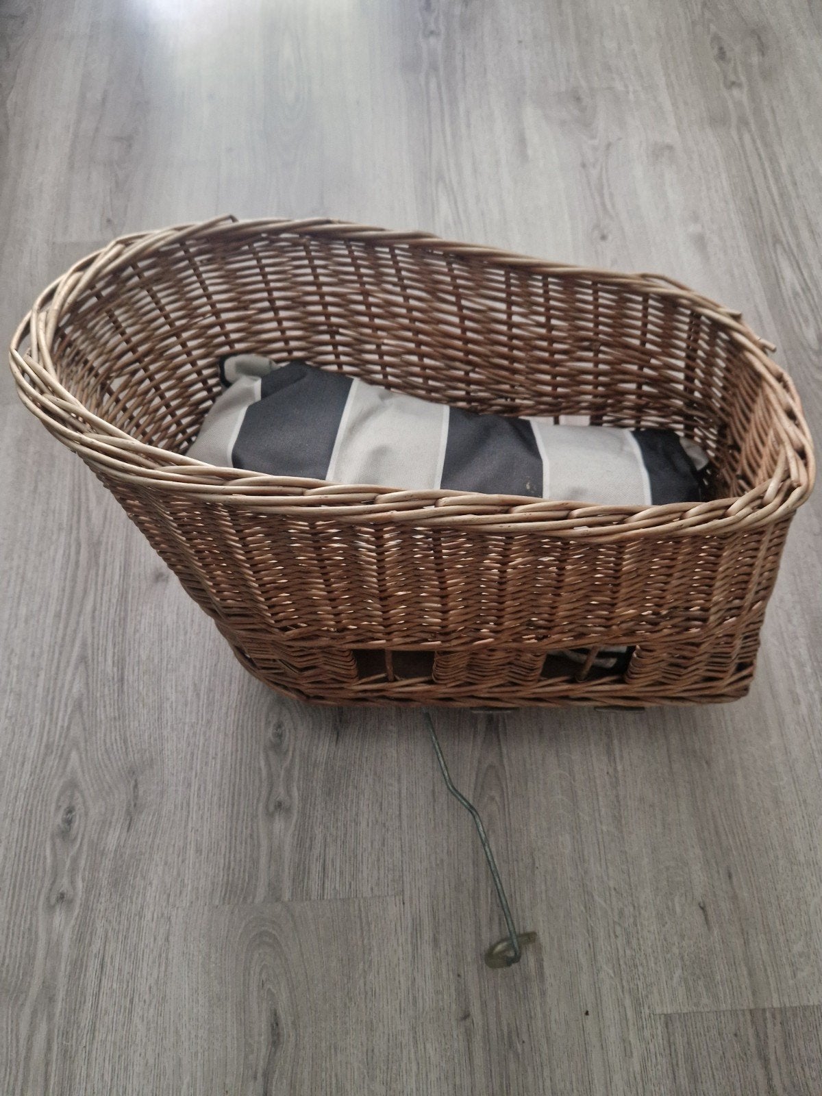 Rotan fietsmand voor huisdier, Fietsen en Brommers, Fietsaccessoires | Fietsmanden, Ophalen, Gebruikt, Fietsmand