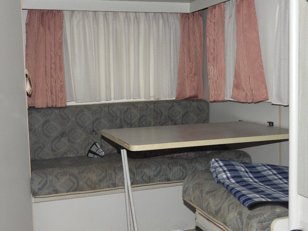 Caravan, Particulier, 500 - 750 kg, Rondzit