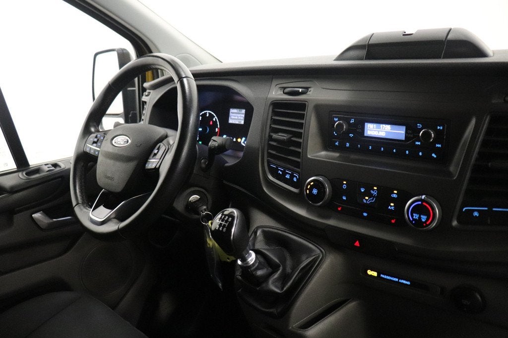 Ford Transit Custom 2.0 TDCI L2 EURO 6 - Airco - Imperiaal -, Auto's, Bestelauto's, Voorwielaandrijving, 4 cilinders, Bedrijf