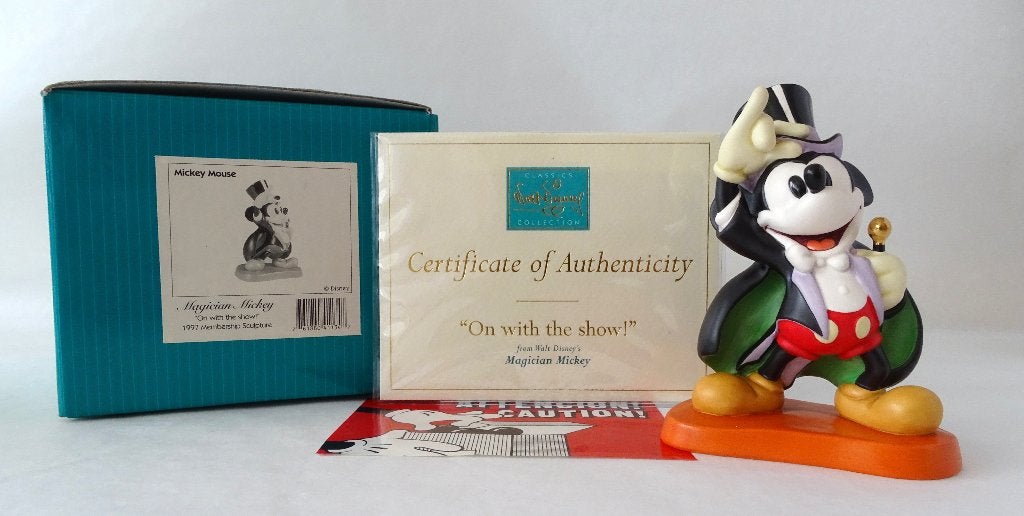 Disney WDCC Magician Mickey 1997  761880411347, Ophalen of Verzenden, Overige figuren, Zo goed als nieuw, Beeldje of Figuurtje