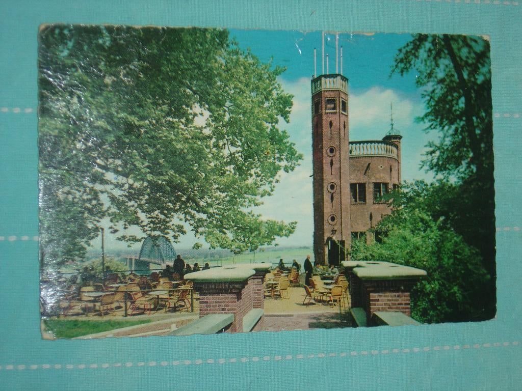 21) Kleuren ansichtkaart Belvedere Nijmegen, Ophalen of Verzenden, 1980 tot heden, Gelopen, Gelderland
