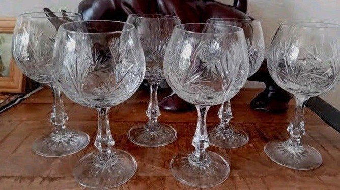 Set van 6 grote Boheemse kristallen glazen, Ophalen