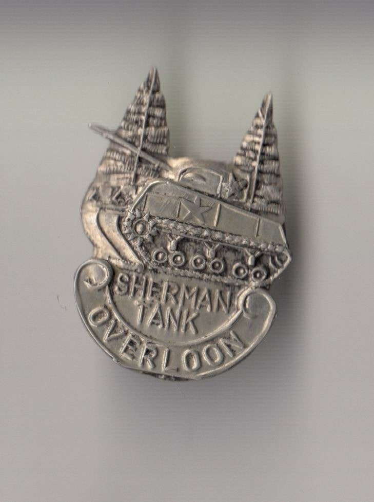 Overloon Sherman Tank broche, Niet vindbaar, Niet vindbaar, Nederland, Embleem of Badge
