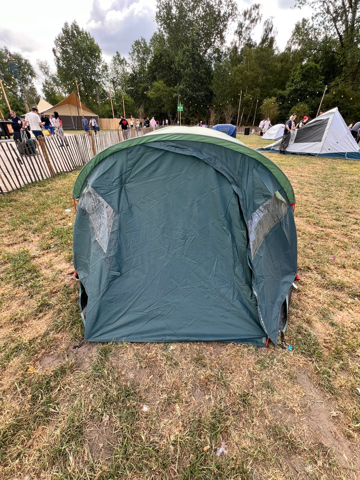 QUECHUA Kampeertent voor 3 personen, Ophalen of Verzenden, Zo goed als nieuw, Tot en met 3