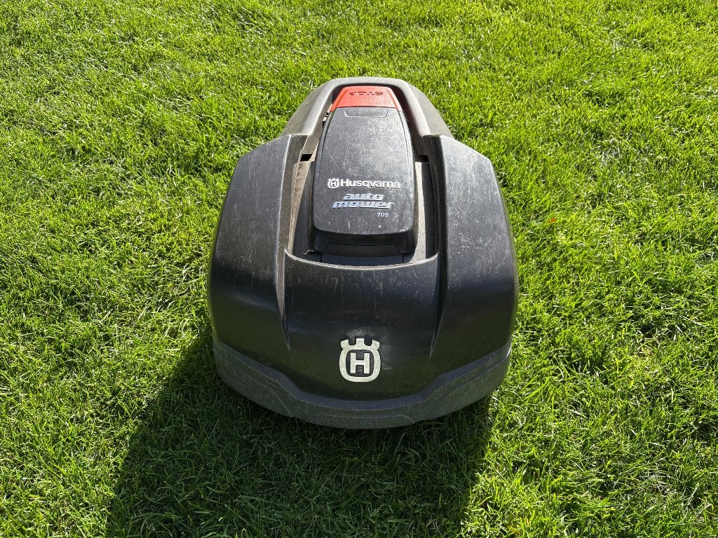 Husqverna automower 105, Tuin en Terras, Ophalen, Zo goed als nieuw, 20 tot 25 cm, Husqvarna