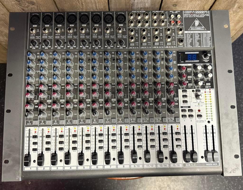 Behringer Xenyx 2222fx, Muziek en Instrumenten, Mengpanelen, Ophalen, Zo goed als nieuw