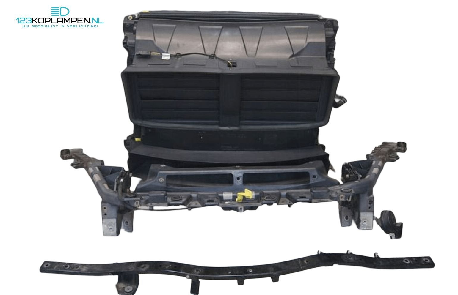 Maserati Levante voorfront koelerpakket radiateur