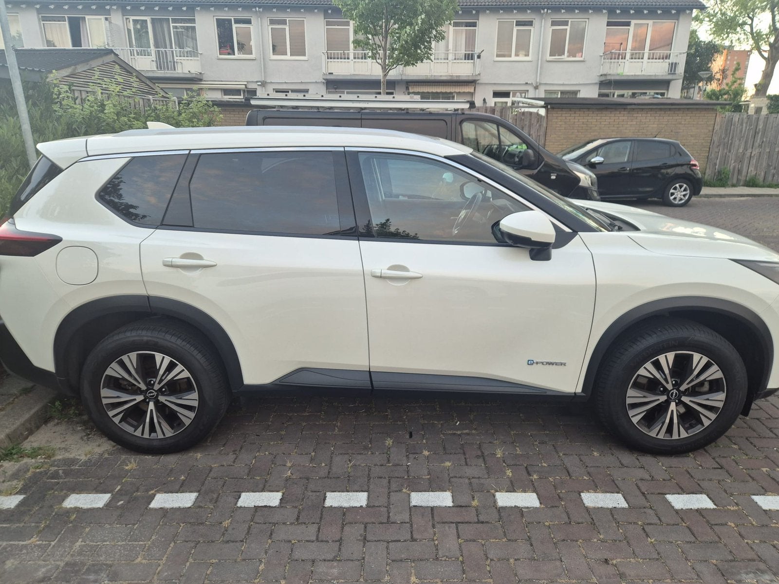 Nissan X-Trail E-force 4WD 158pk 7pl 2024 Wit, Auto's, Nissan, 157 pk, Origineel Nederlands, Handgeschakeld, Vierwielaandrijving