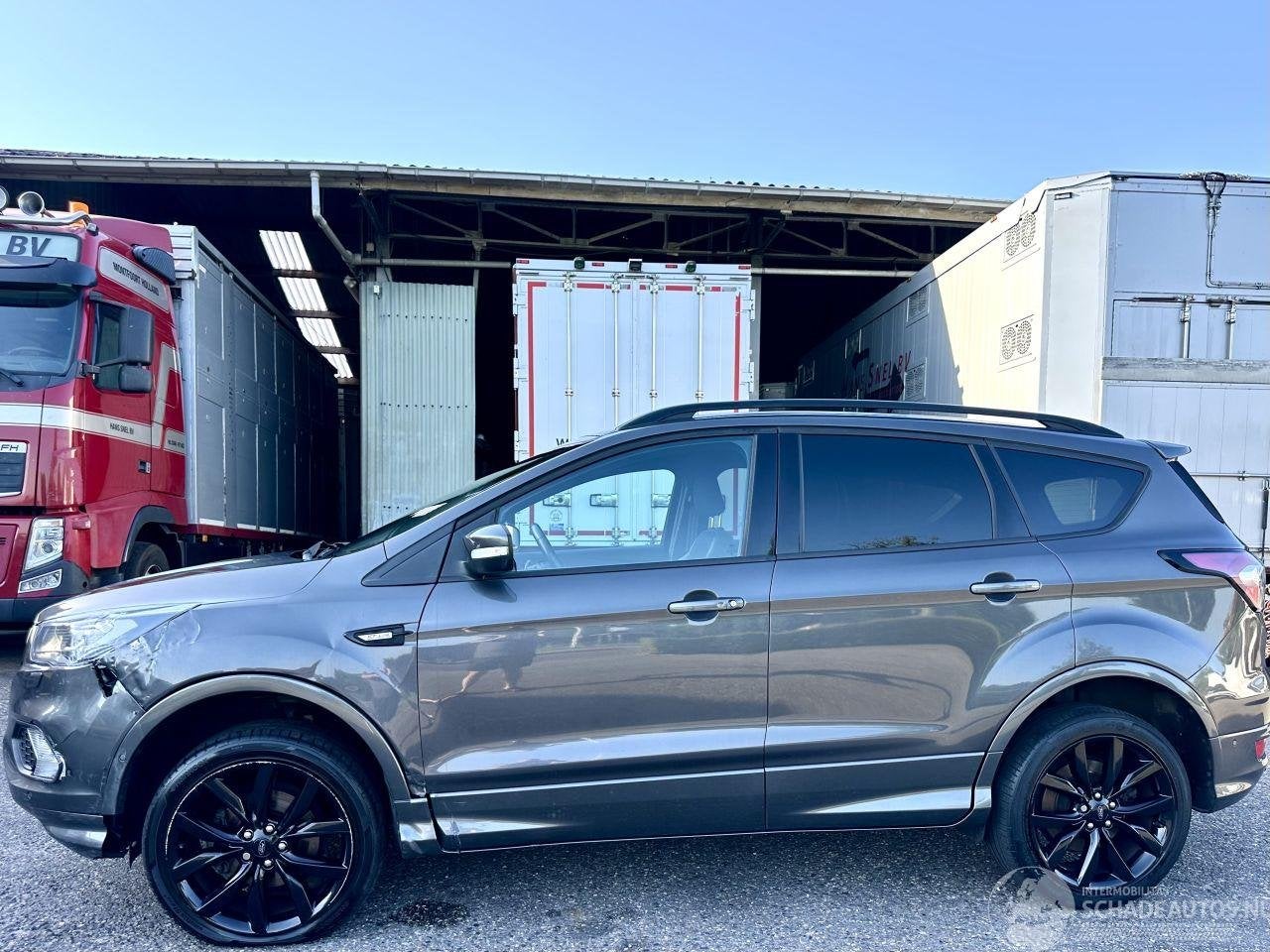 Ford Kuga 1.5 EcoB Turbo 150pk 6-bak ST-Line - nap - navi -, 1498 cc, Handgeschakeld, Henry-Ford-Straße  1 ,50735, Köln, Deutschland