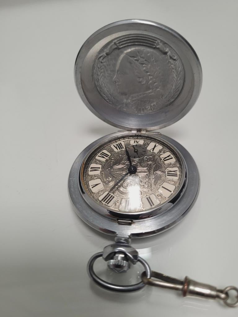 Antiek Zakhorloge met Ketting - Zilverkleurig, Overige merken, Overige materialen, Zakhorloge, Ophalen of Verzenden