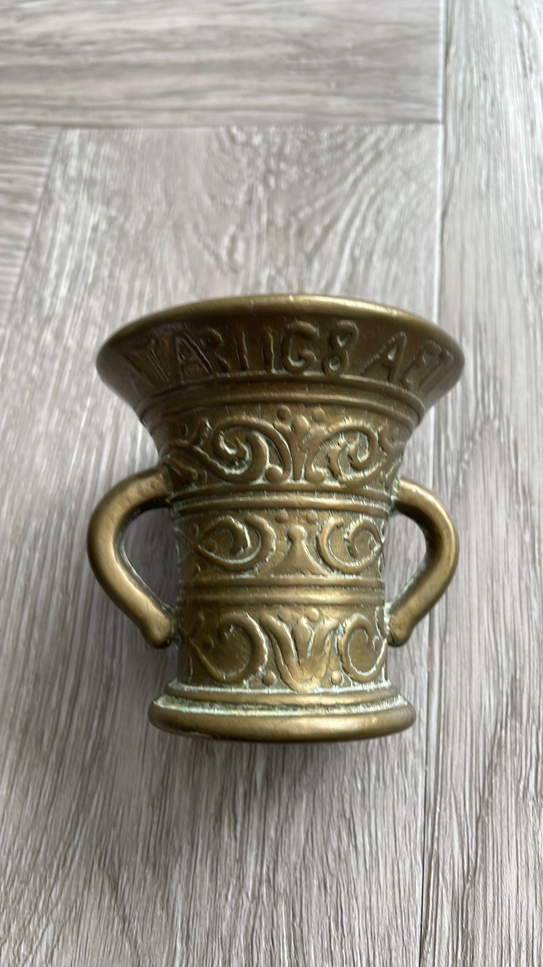 Antieke bronzen vijzel met handvatten, Ophalen of Verzenden, Brons