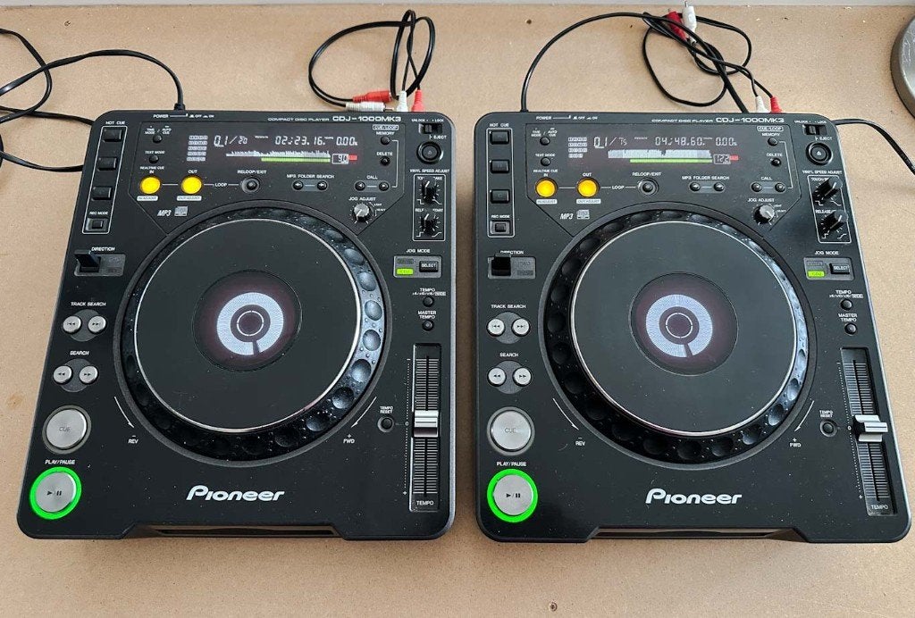 Set Pioneer CDJ-1000MK3 DJ CD-spelers goed en netjes, Muziek en Instrumenten, Dj-sets en Draaitafels, Ophalen of Verzenden, Gebruikt