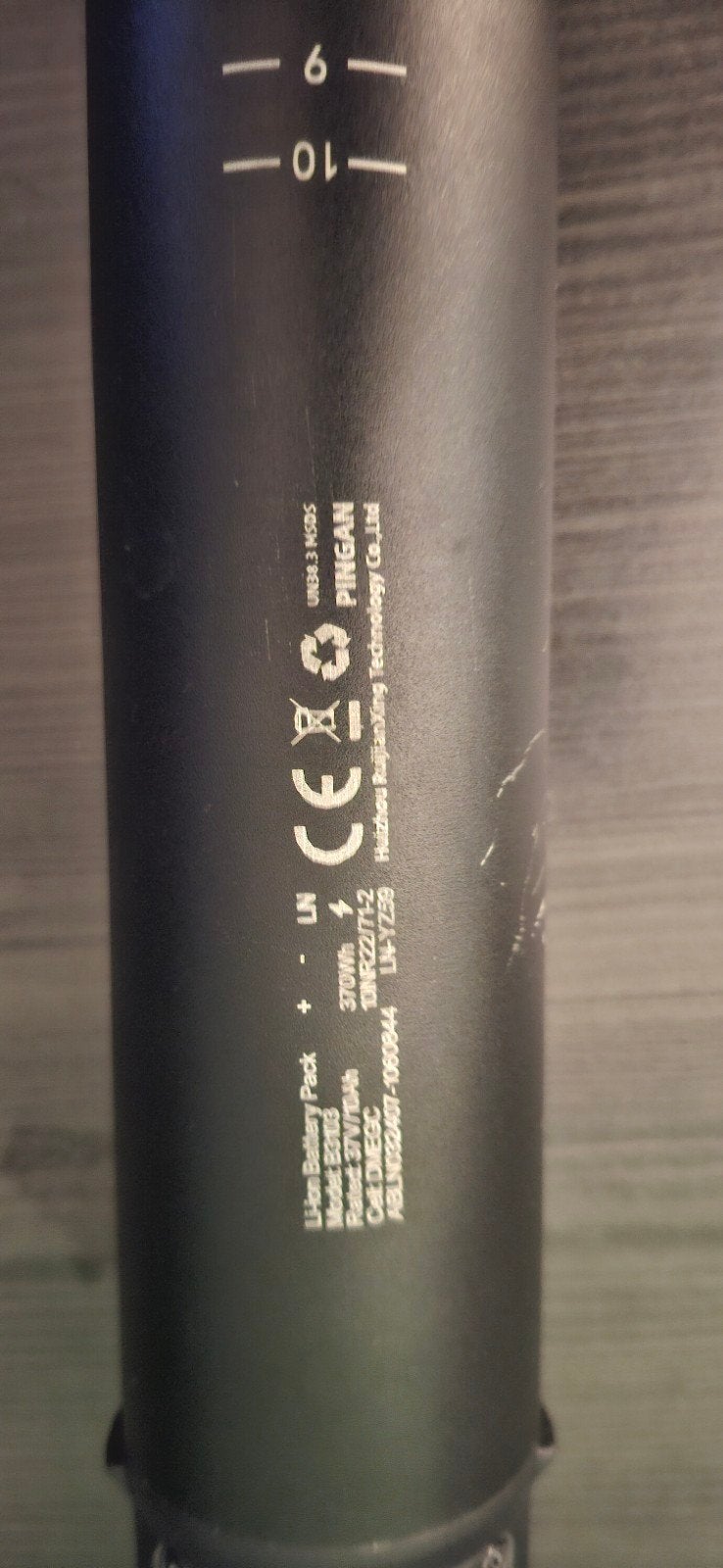 Elektrische fiets accu met lader - 370Wh, 36V, Fietsen en Brommers, Fietsaccessoires | Fietsaccu's, Ophalen of Verzenden, Gebruikt