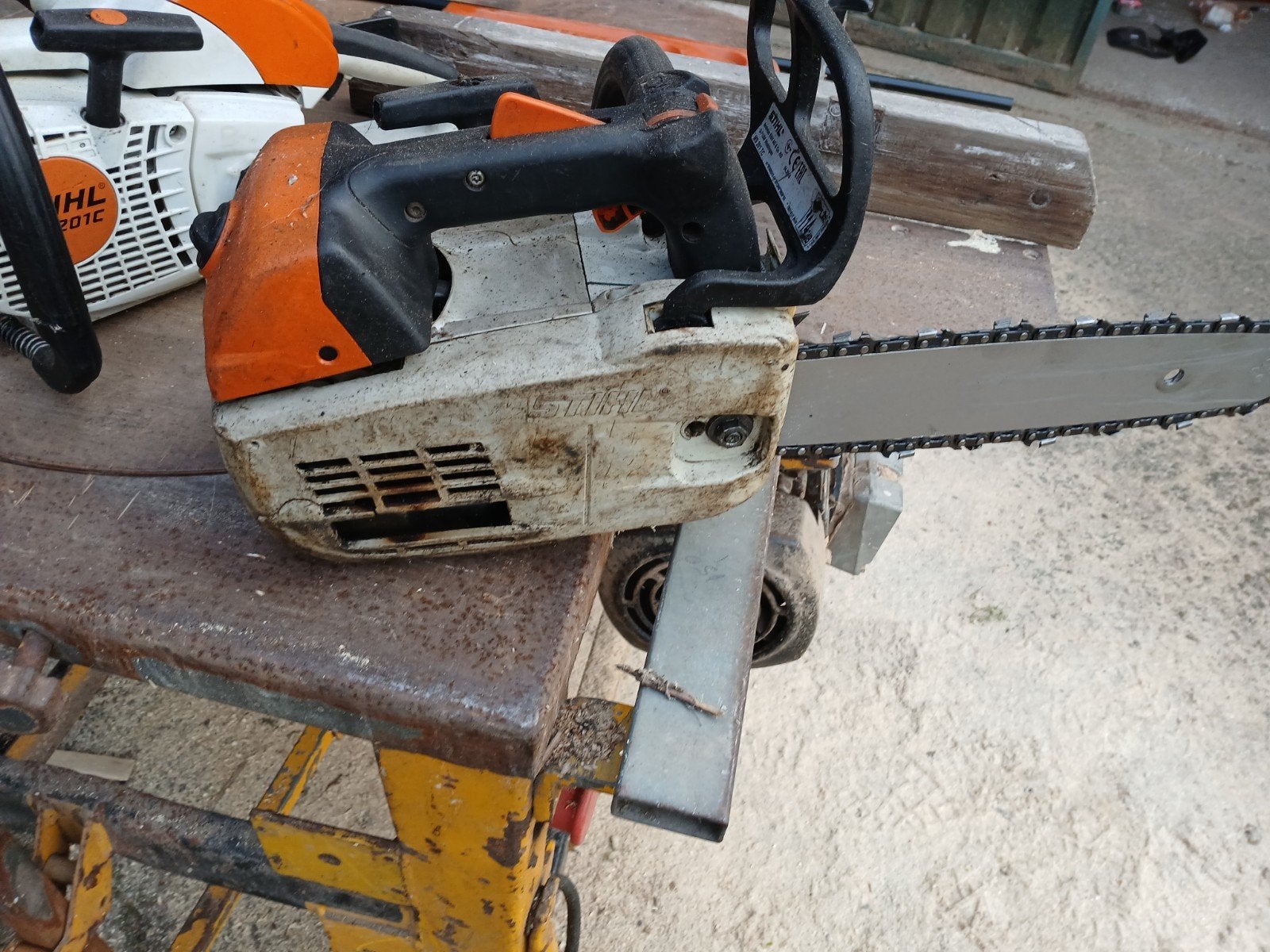 tk prof Stihl MS 201T kettingzaag motorzaag
