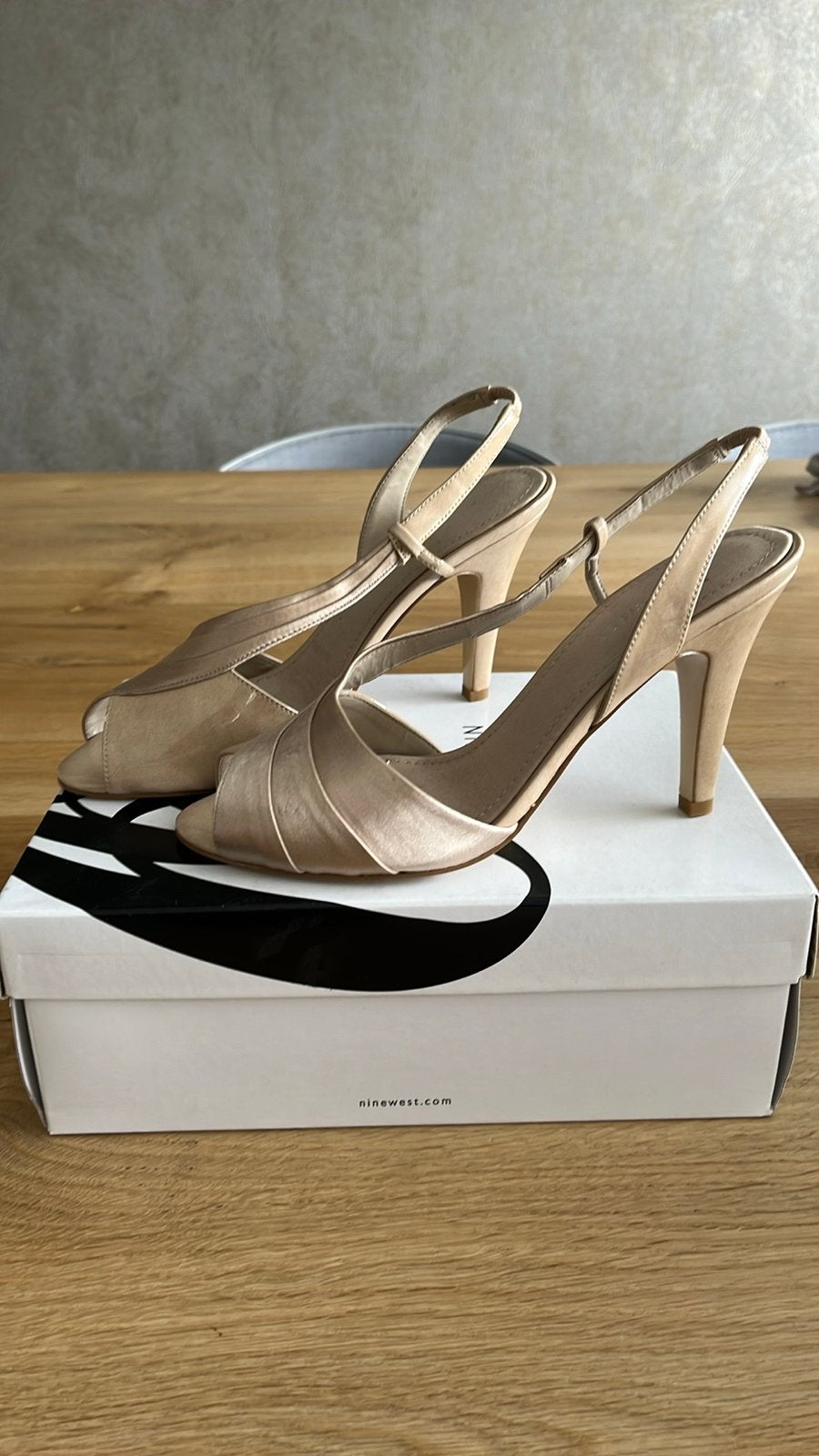 Nine West Pumps/Slingbacks maat 38 - Beige/Goud, Ophalen of Verzenden, Gedragen, Beige, Pumps