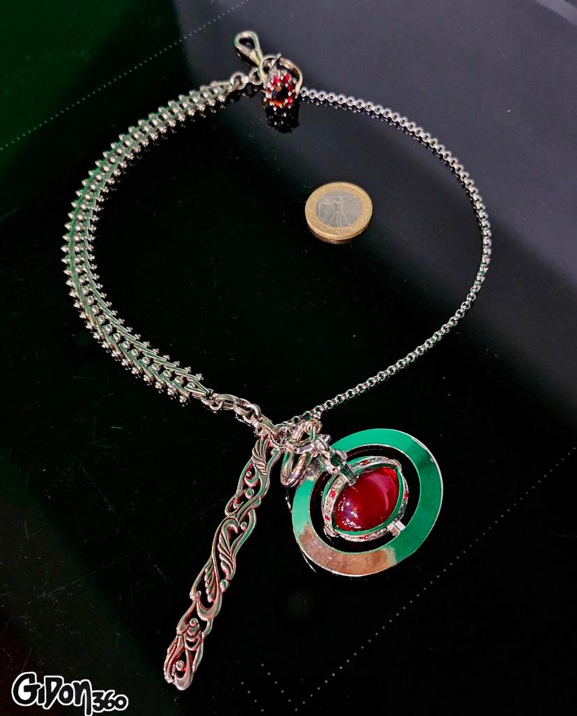Antique Victorian brick chain w/Vivienne Westwood pendant, Verzenden, Gebruikt, Zilver, Zilver