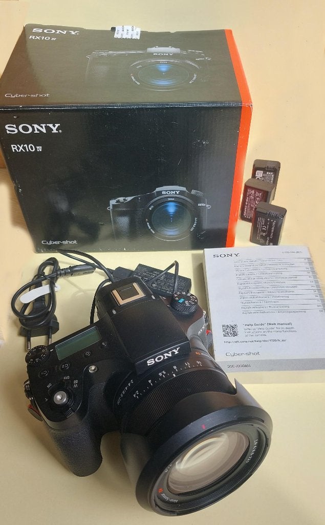 Sony  RX10 IV, Zo goed als nieuw, Sony, 8 keer of meer, Bridgecamera