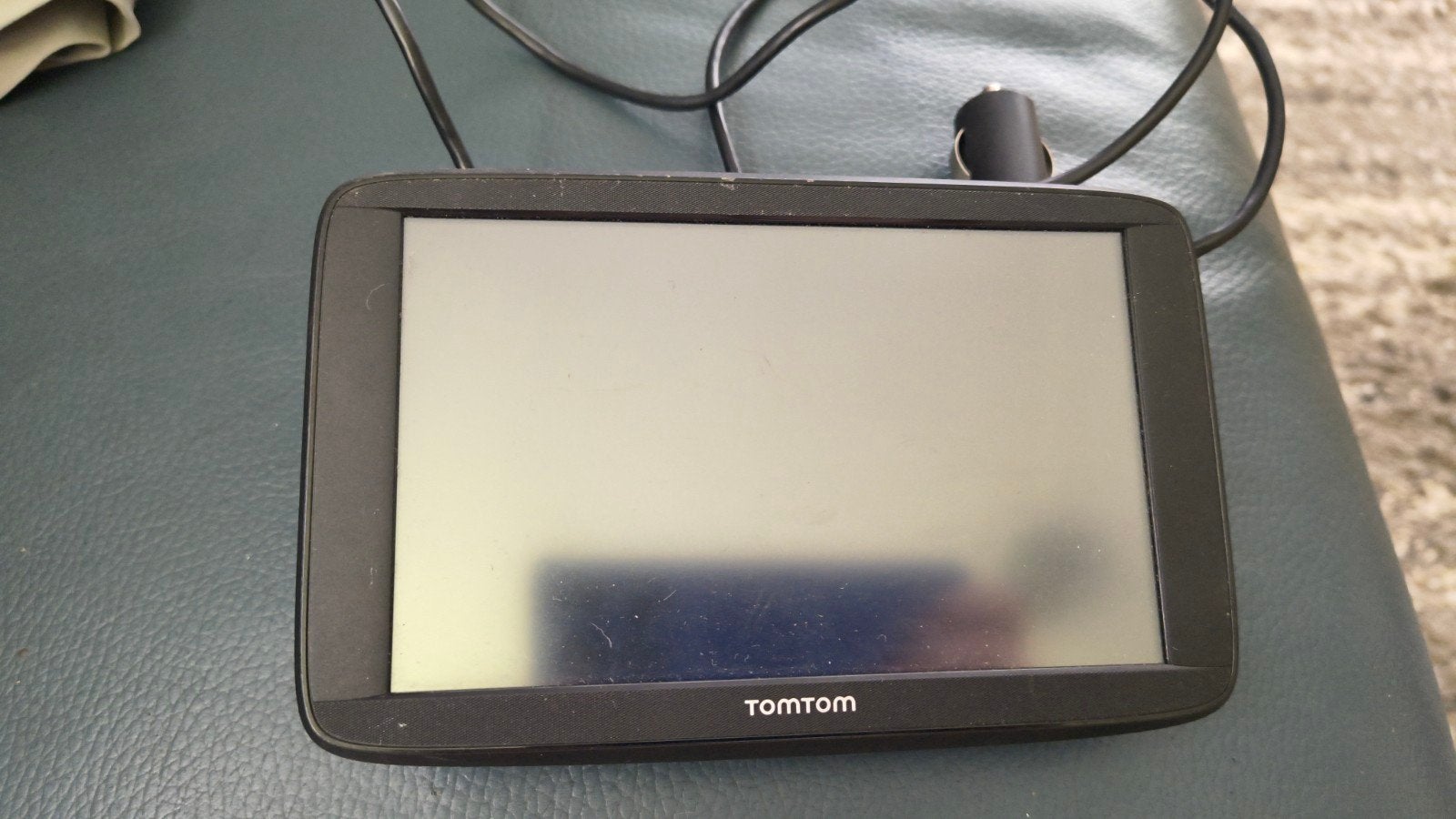 TomTom navigatiesysteem met oplader, Auto diversen, Autonavigatie, Ophalen of Verzenden, Gebruikt