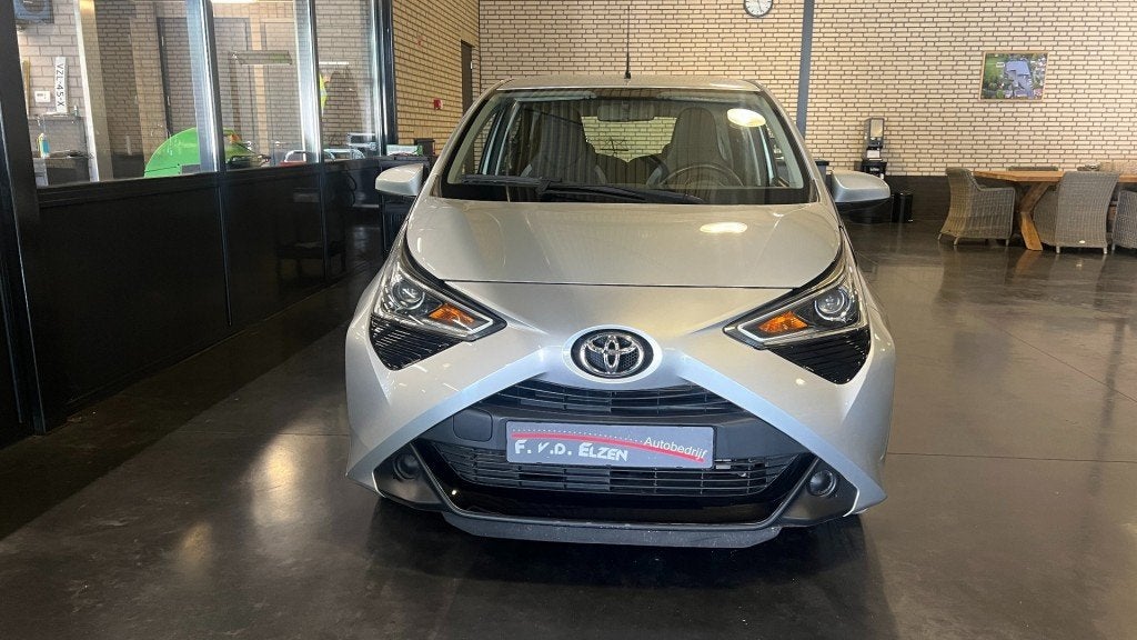 Toyota AYGO 1.0 VVT-I Apple-Carplay /Airco 19.289 km, Auto's, Gebruikt, Huisgarantie, Met garantie (alle), 4 stoelen