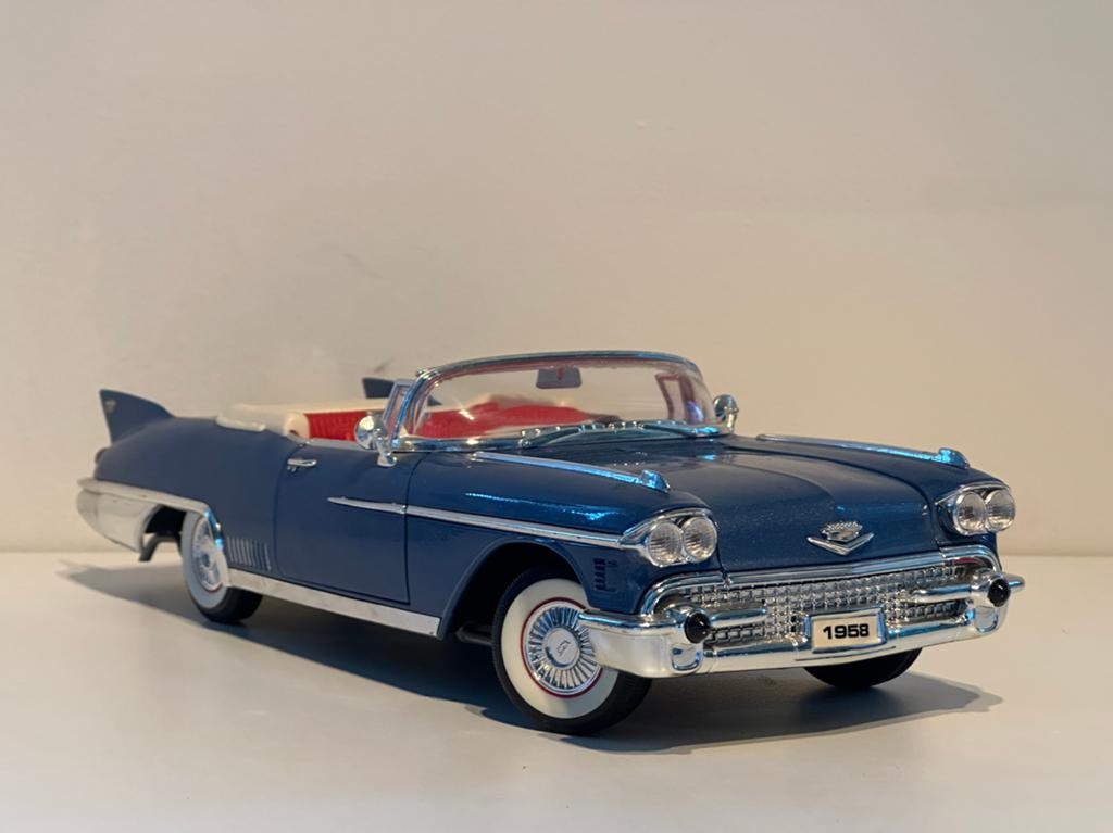 Cadillac Eldorado Seville | Road Tough | schaal 1:18, Hobby en Vrije tijd, Modelauto's | 1:18, Ophalen of Verzenden, Zo goed als nieuw