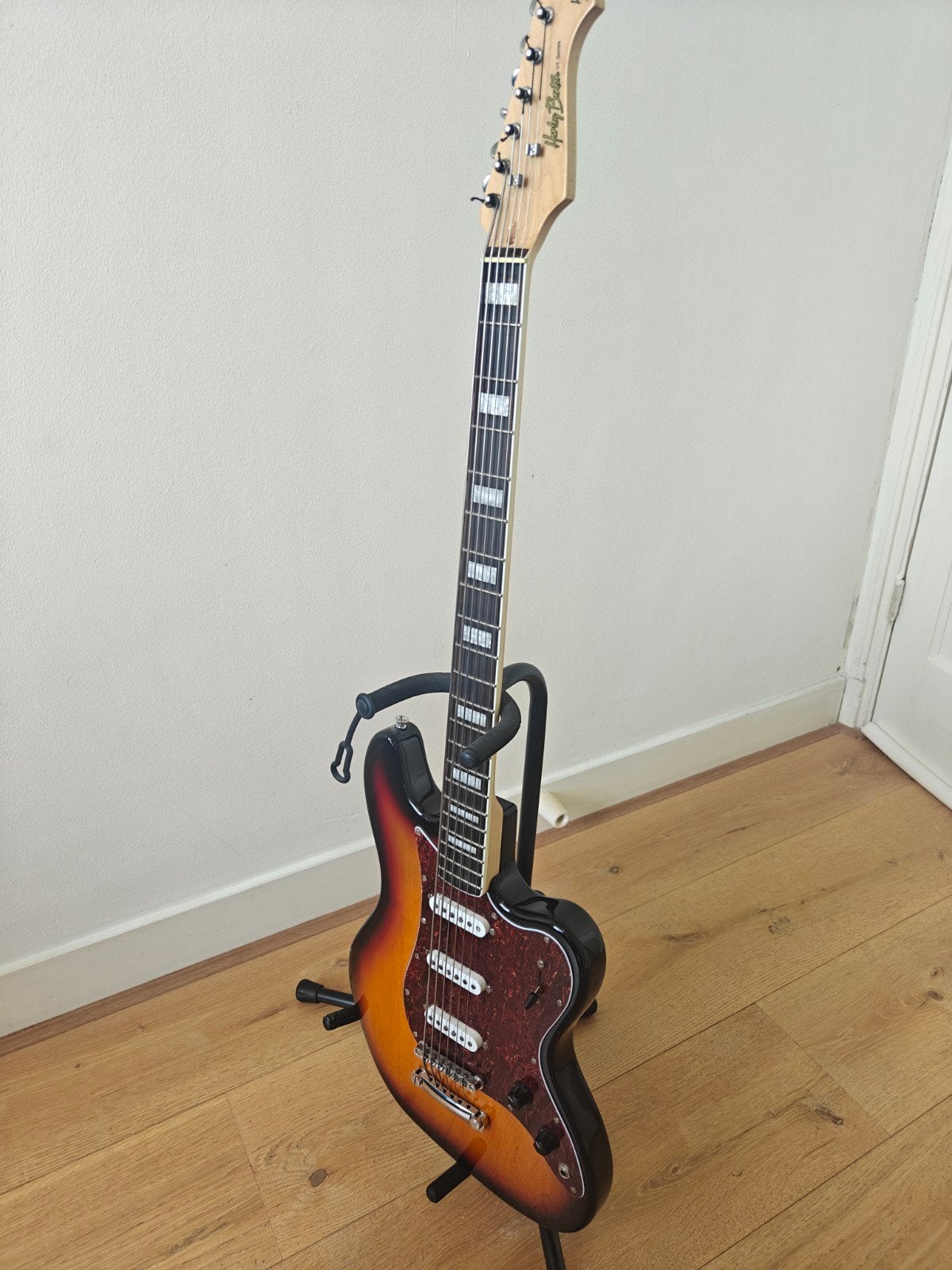 Harley Benton Bass VI met flatwounds, Ophalen, Zo goed als nieuw