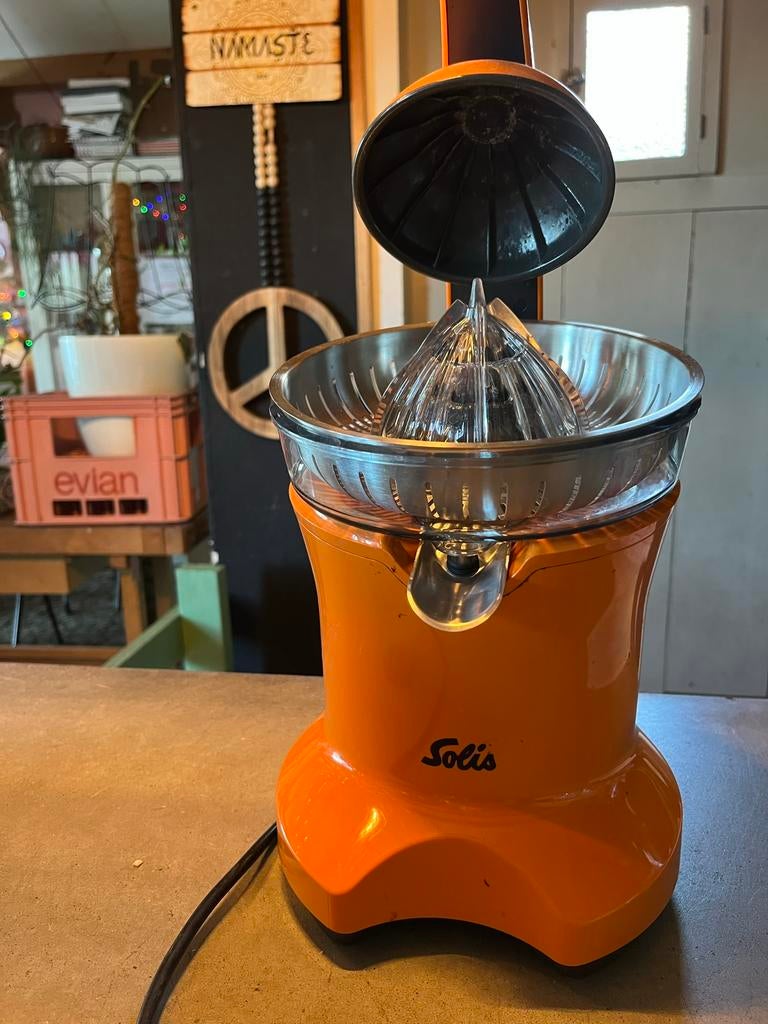 Solis citruspers retro oranje, Witgoed en Apparatuur, Juicers, Ophalen, Gebruikt, Citruspers