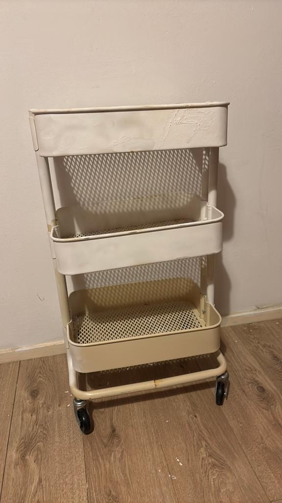 Trolley IKEA, wieltjes nog perfect, Ophalen, Gebruikt