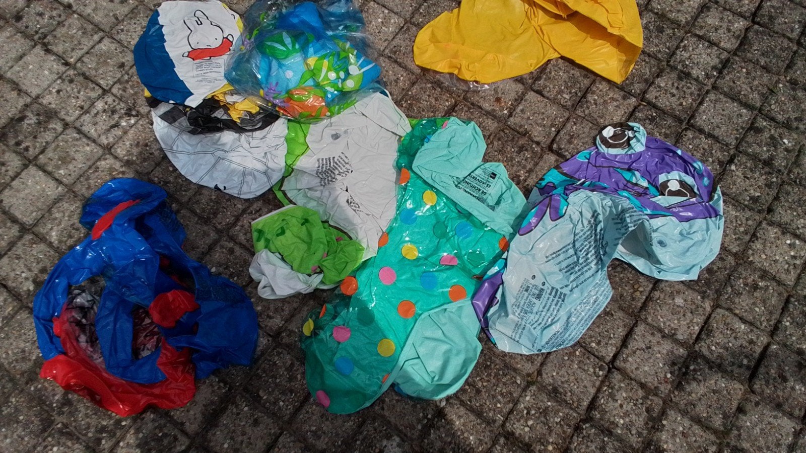 Opblaas  zwem figuren, Ophalen, Zo goed als nieuw