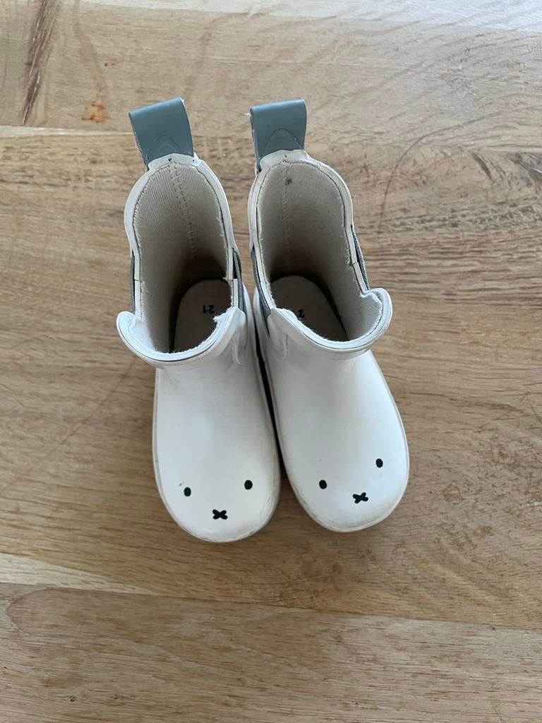 Schattige Nijntje laarsjes van HEMA maat 21, Kinderen en Baby's, Kinderkleding | Schoenen en Sokken, Ophalen of Verzenden, Zo goed als nieuw