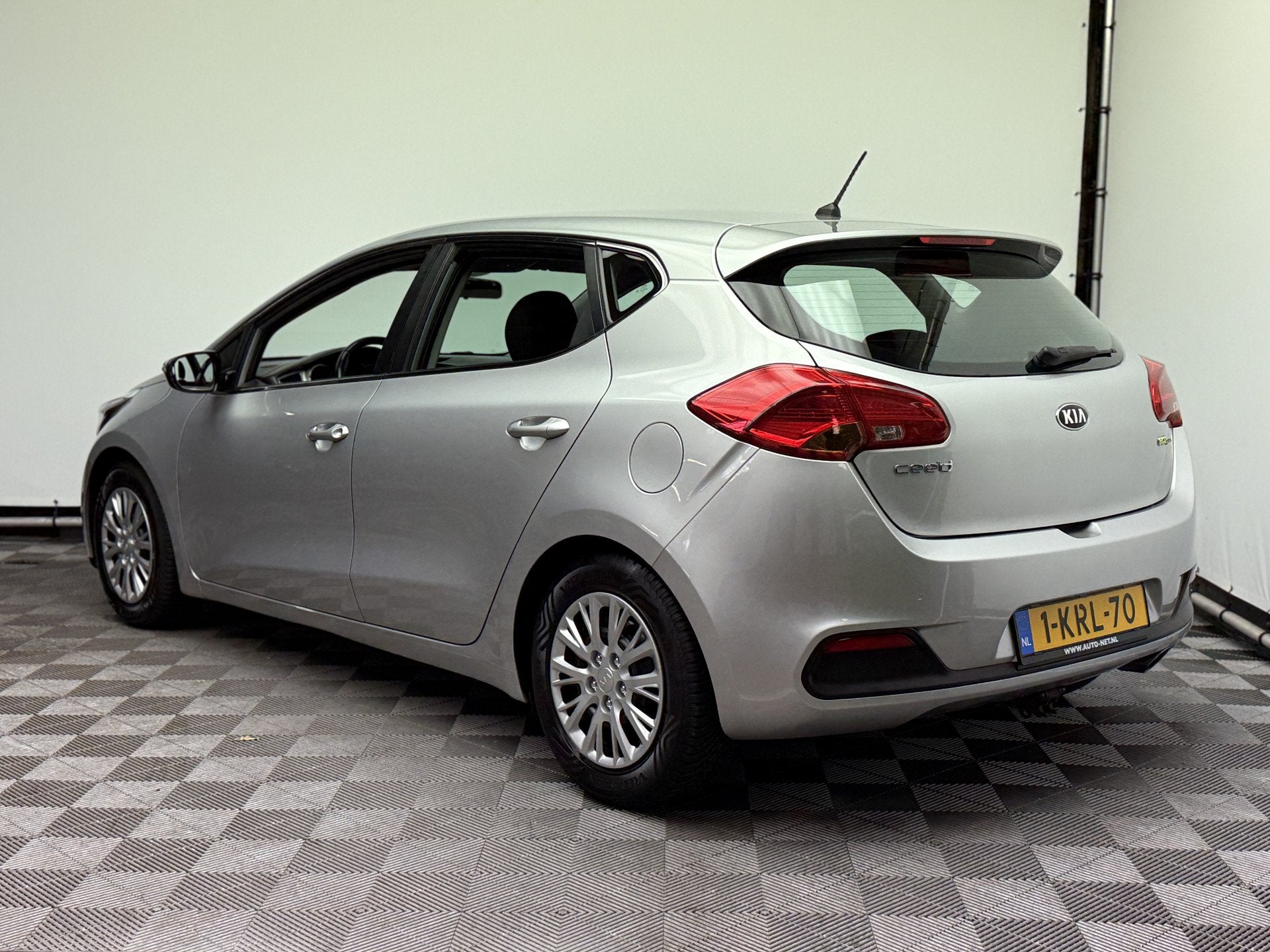Kia cee'd 1.6 GDI 20th Anniversary 5-drs Navi Trekhaak 1e Ei, Auto's, Voorwielaandrijving, Euro 5, Gebruikt, 4 cilinders