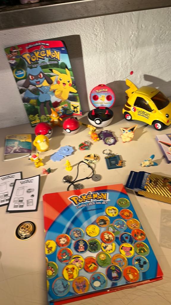 Pokémon verzameling van alles wat, Ophalen of Verzenden, Zo goed als nieuw