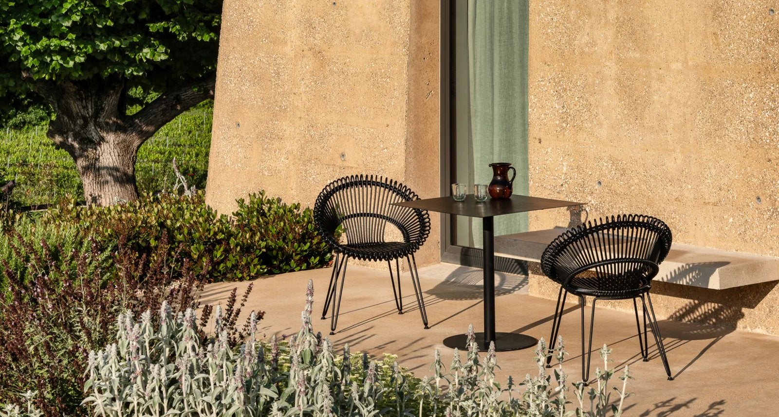 Set van 4 Roxy design stoelen met ijzeren onderstel, Ophalen, Gebruikt, Zwart, Vier