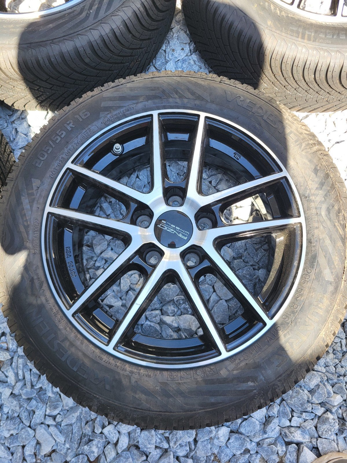 Toyota Corolla 16 inch velgen met allseason banden, Auto-onderdelen, Banden en Velgen, Ophalen, 16 inch, Banden en Velgen, 205 mm