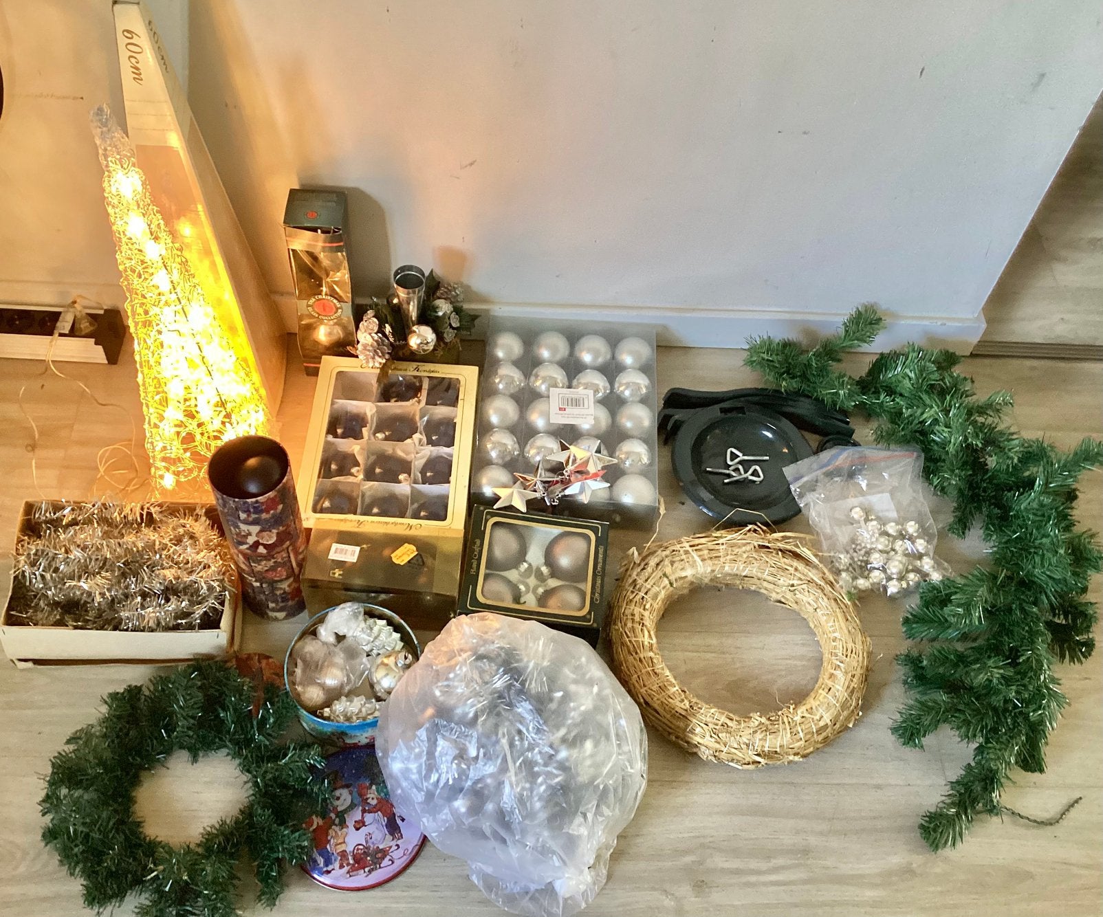 PAKKET KERST DECORATIE: BALLEN, VERLICHTING, DECORATIE, ENZ., Ophalen, Gebruikt