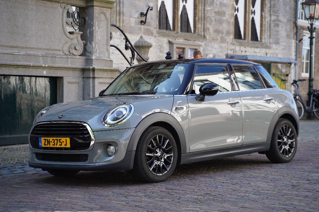 Zeer nette Mini 5-deurs Business I PANO I 2E EIG I 2019, Voorwielaandrijving, USB, 1165 kg, Origineel Nederlands