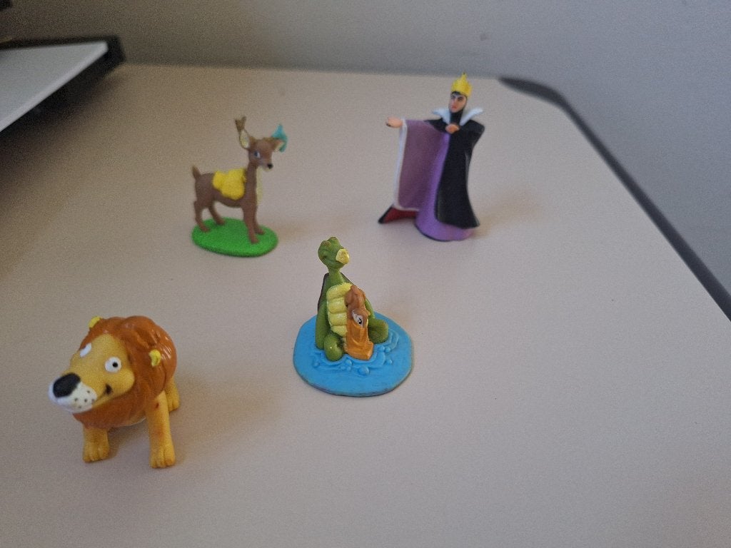 4 miniatuurfiguurtjes sprookjes, Ophalen of Verzenden, Zo goed als nieuw, Jongen of Meisje